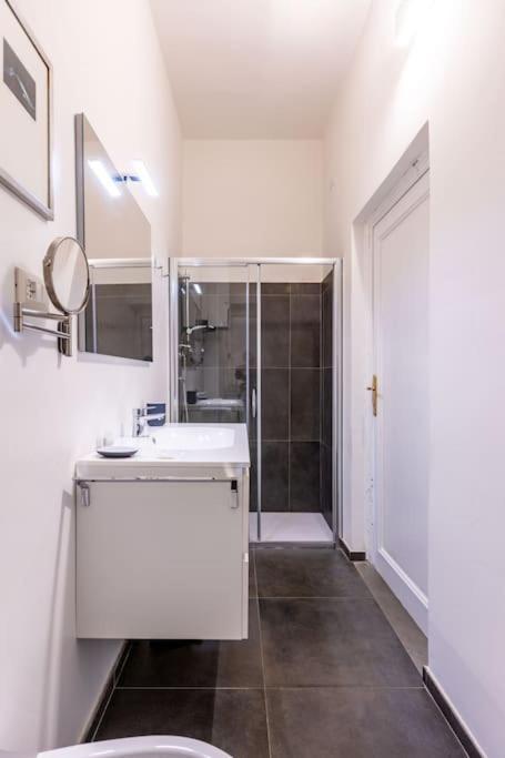 Academia Of Davide Spacious Apartment Firenze Eksteriør billede