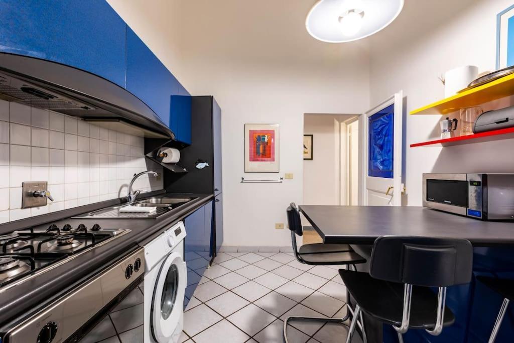 Academia Of Davide Spacious Apartment Firenze Eksteriør billede