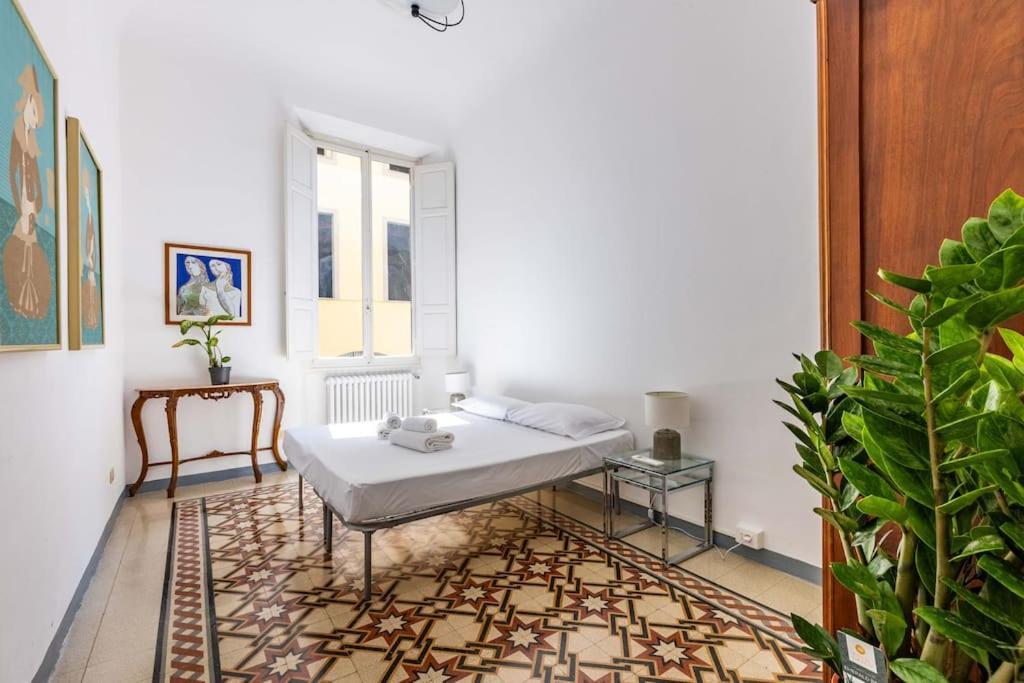 Academia Of Davide Spacious Apartment Firenze Eksteriør billede
