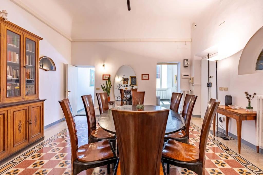 Academia Of Davide Spacious Apartment Firenze Eksteriør billede